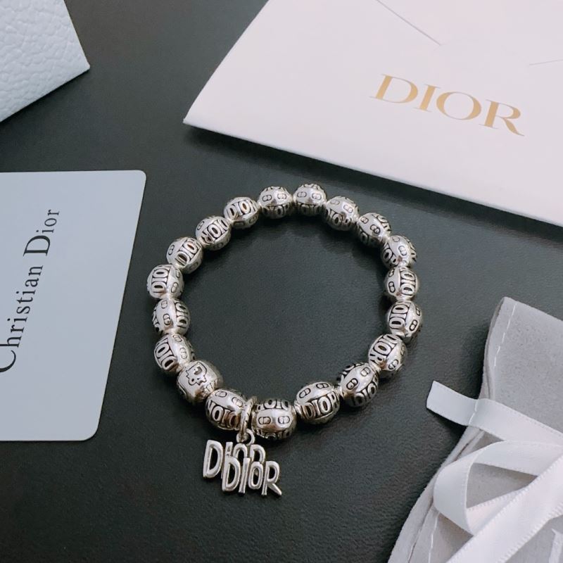 chr1st1an D10r bracelets